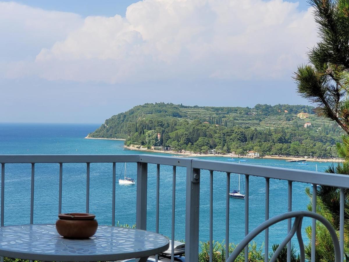 Villa Yadranka With Sea View Strunjan Exterior photo